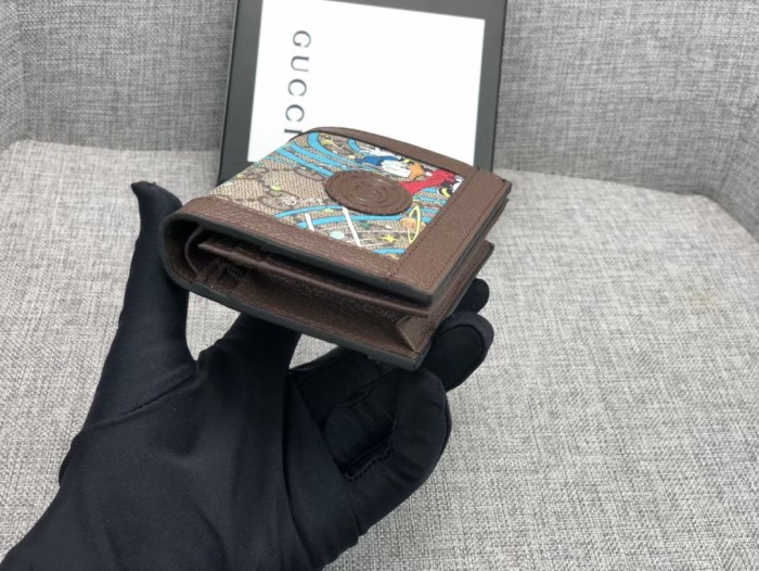 【話題商品！】グッチ スーパーコピー 短財布