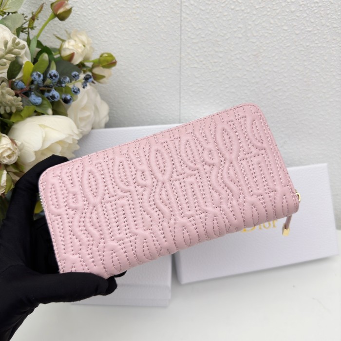 累積売上総額第１位！ディオール コピーおすすめ 長財布