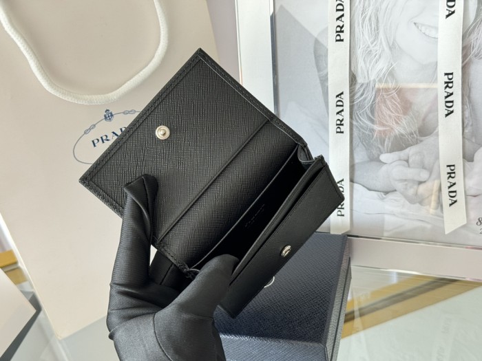 累積売上総額第１位！プラダ スーパーコピー 短財布