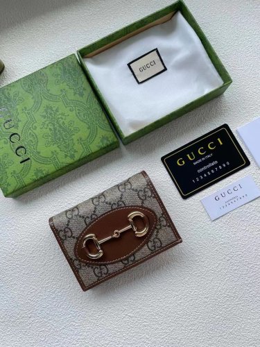 稀少 グッチ 偽物通販 短財布