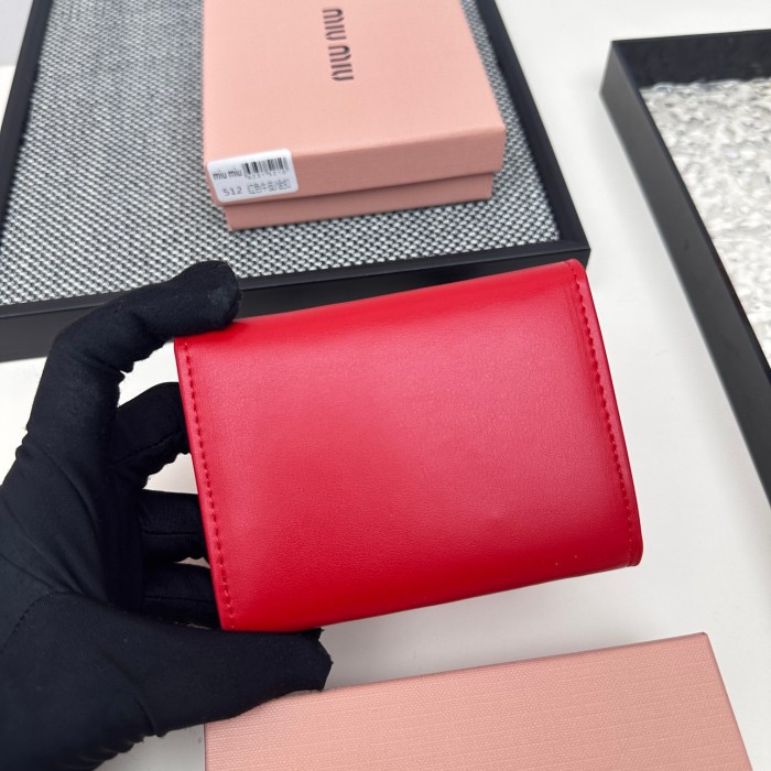 高品質 ミュウミュウ n級品 短財布