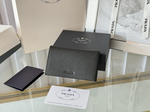 累積売上総額第１位！プラダ スーパーコピー 短財布