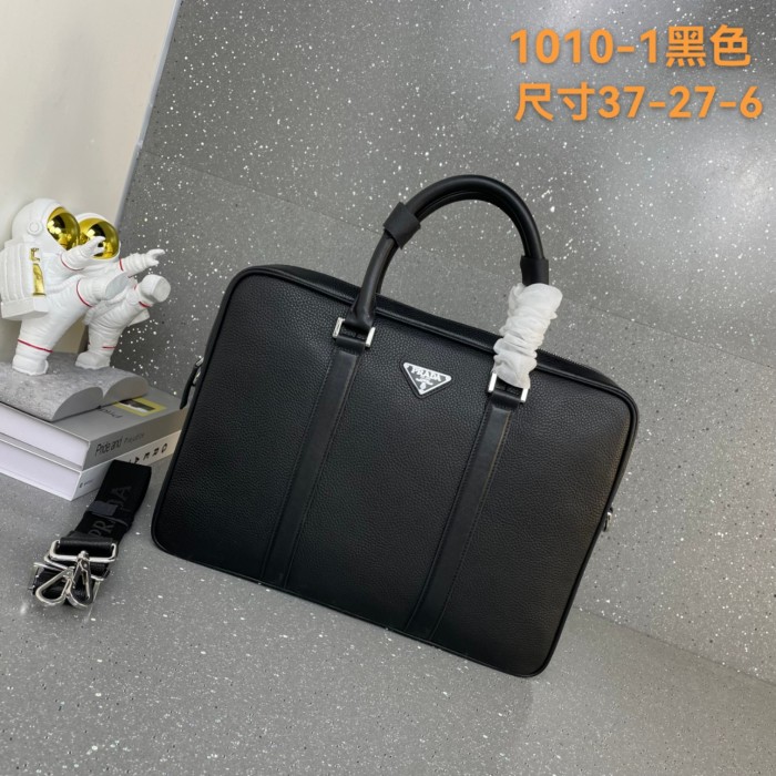 入手困難 プラダ 激安偽物 メンズカジュアルブリーフケース