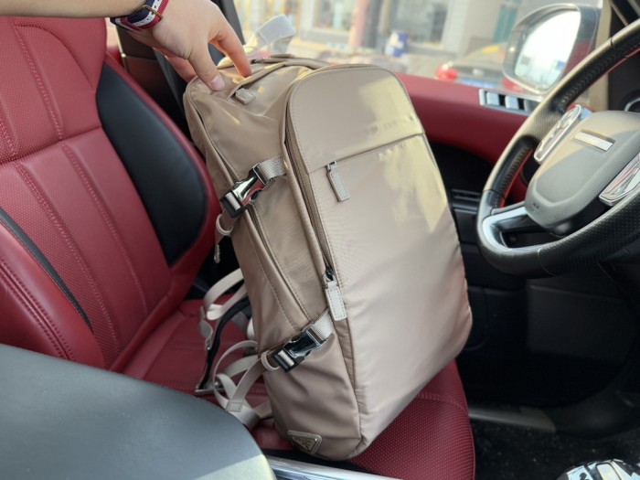 超奇跡の入荷☆ プラダ n級品 メンズの手提げリュック