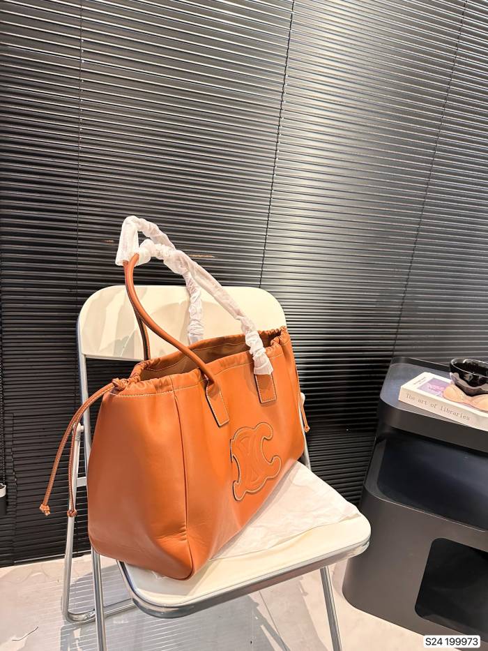 稀少 セリーヌ n級品 の ハンドバック