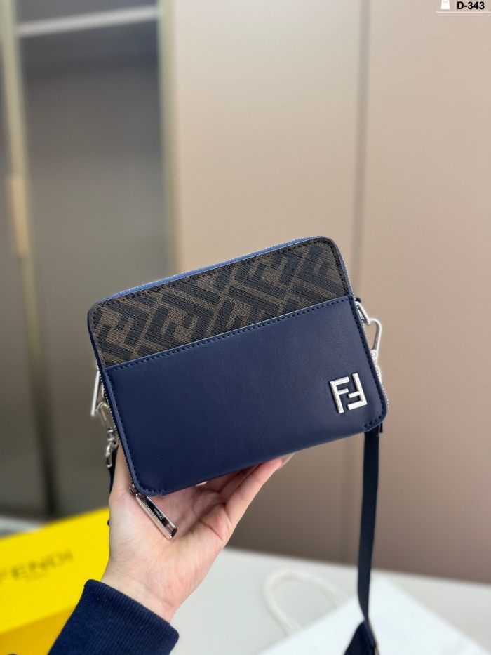 追跡付 フェンディ 激安偽物 の新しいカメラバッグ