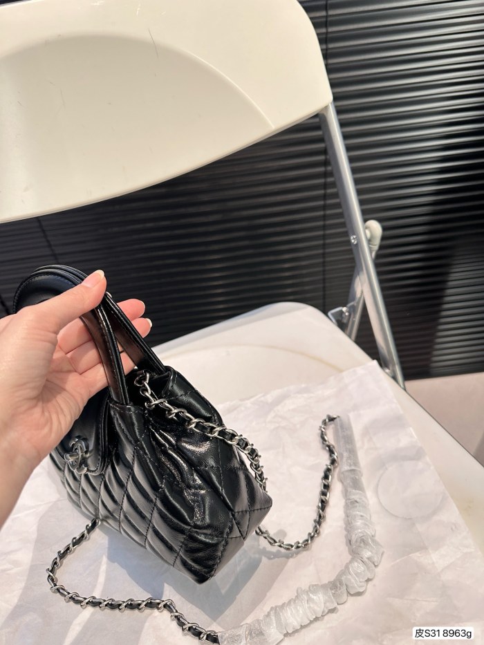 超奇跡の入荷☆ シャネル 激安通販 ショルダーバック