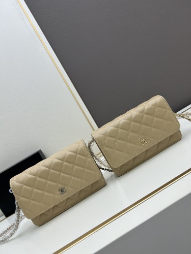 日本未入荷 シャネル 激安通販 ショルダーバック