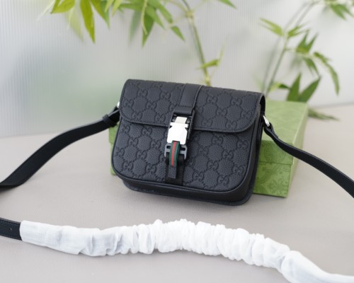 追跡付 グッチ コピー ショルダーバック