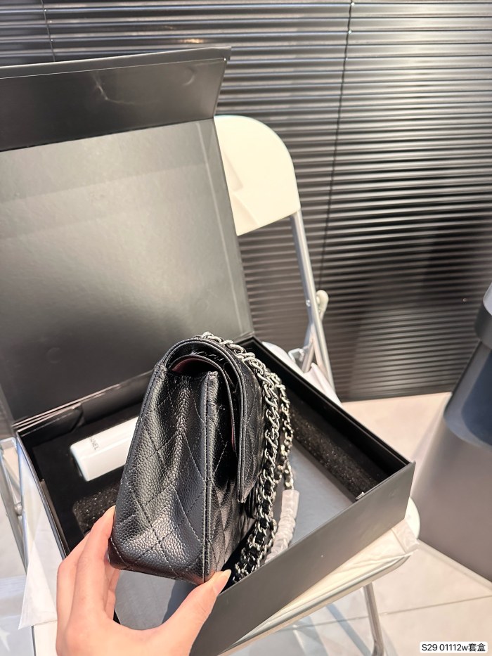 超奇跡の入荷☆ シャネル スーパーコピー ショルダーバック