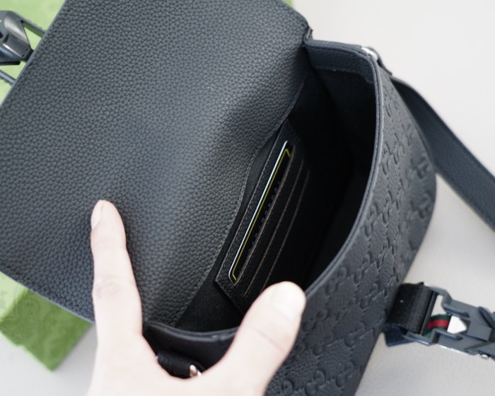 追跡付 グッチ コピー ショルダーバック