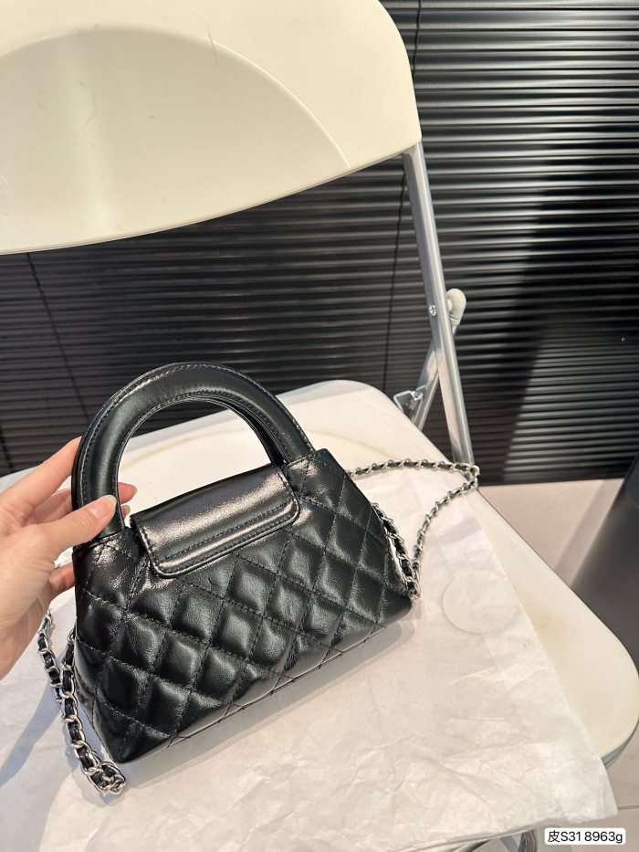 超奇跡の入荷☆ シャネル 激安通販 ショルダーバック