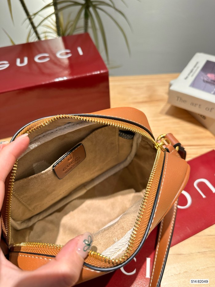 累積売上総額第１位！ グッチ スーパーコピー ショルダーバック