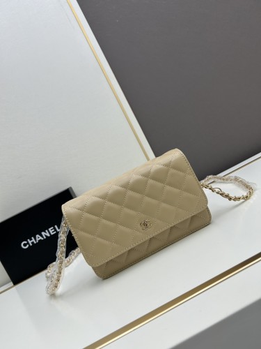 日本未入荷 シャネル 激安通販 ショルダーバック