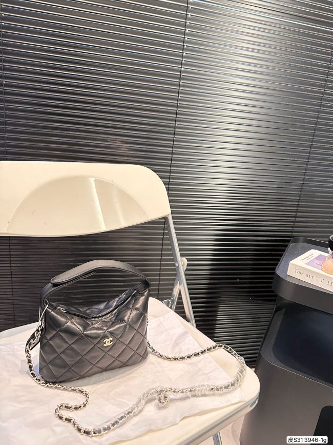 日本未入荷 シャネル スーパーコピー ショルダーバック
