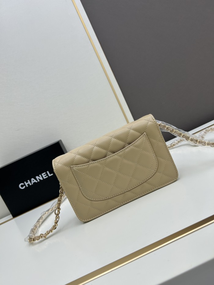 日本未入荷 シャネル 激安通販 ショルダーバック