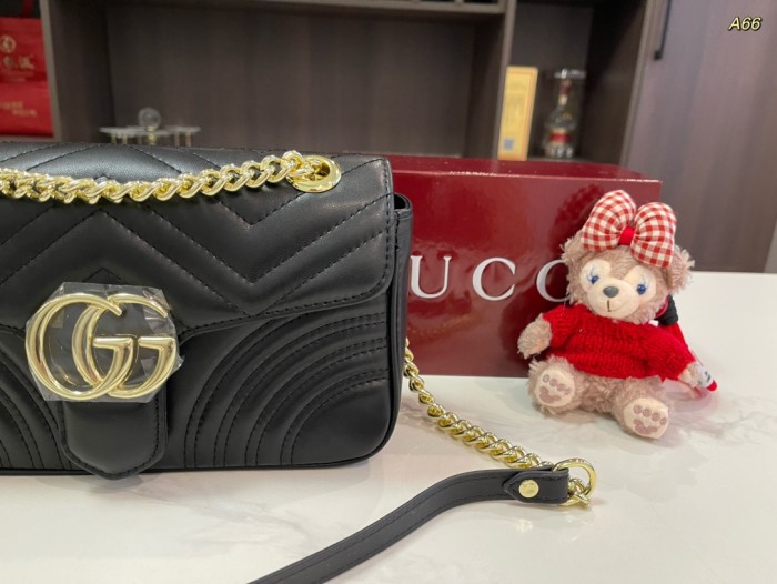 大人気 グッチ コピー ショルダーバック