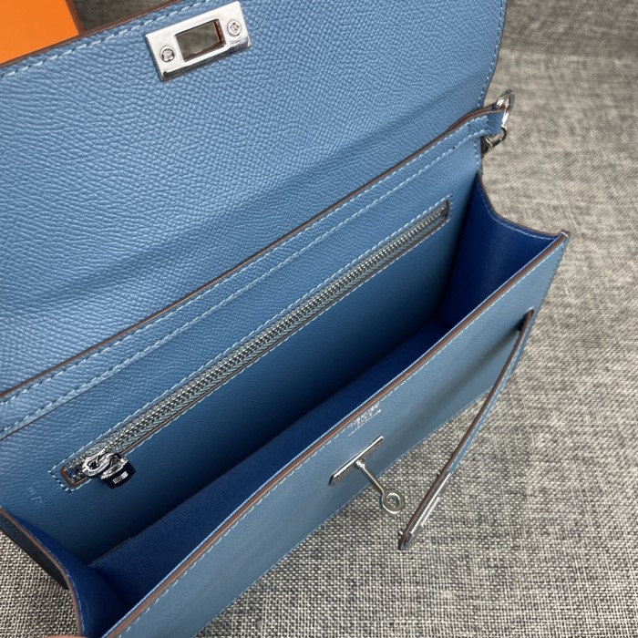 日本未入荷 エルメス 激安偽物 ショルダーバック