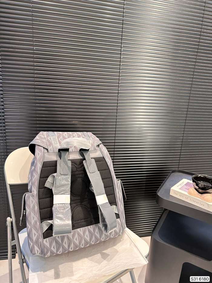 超奇跡の入荷☆ ディオール 激安通販 リュックバック