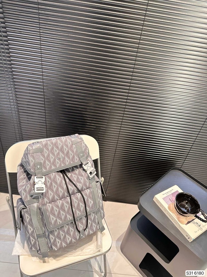 超奇跡の入荷☆ ディオール 激安通販 リュックバック