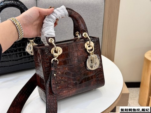 高品質 ディオール 偽物通販 ショルダーバック