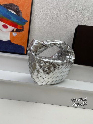 大人気 ボッテガヴェネタ n級品 ショルダーバック