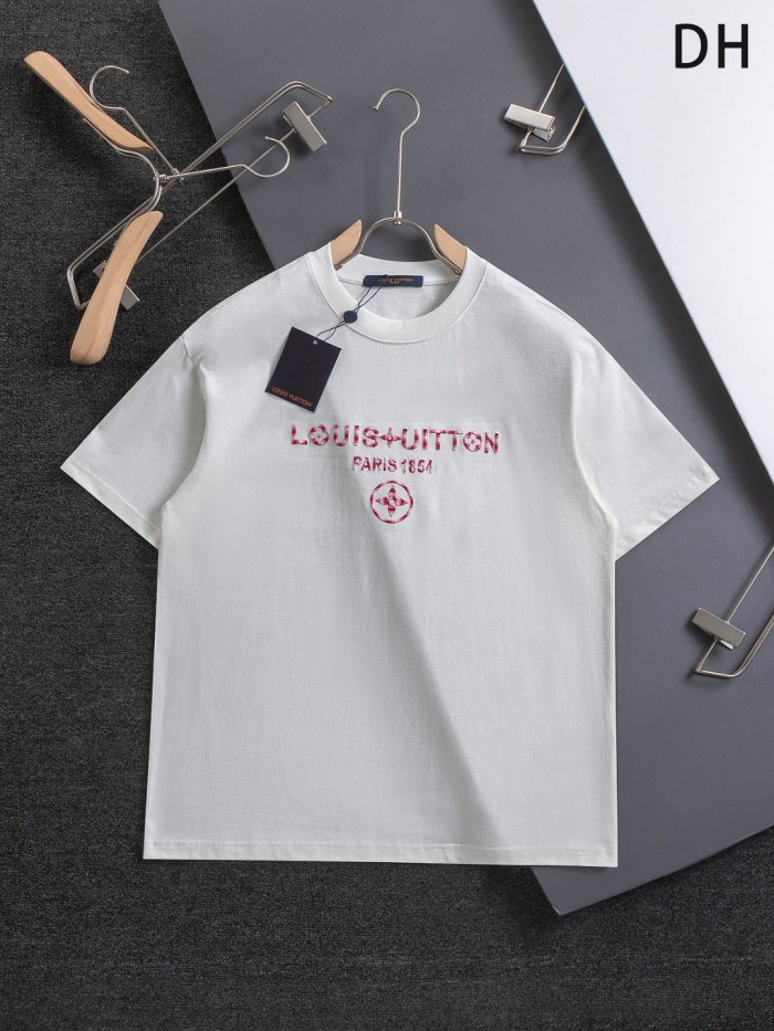 ★超人気 ルイヴィトン コピーおすすめ LV 立体アルファベット桜刺繍🪡ロゴ重工芸半袖Tシャツ