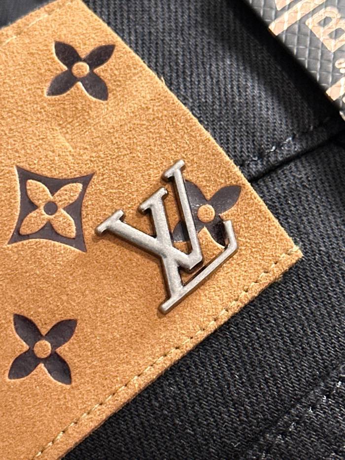 超奇跡の入荷☆ ルイヴィトン 激安偽物 LV 2025は四季折々のフィットジーンズの長ズボンで