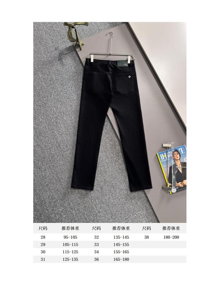 日本未入荷 ルイヴィトン 激安通販 2025は四季折々のフィットジーンズの長ズボンで