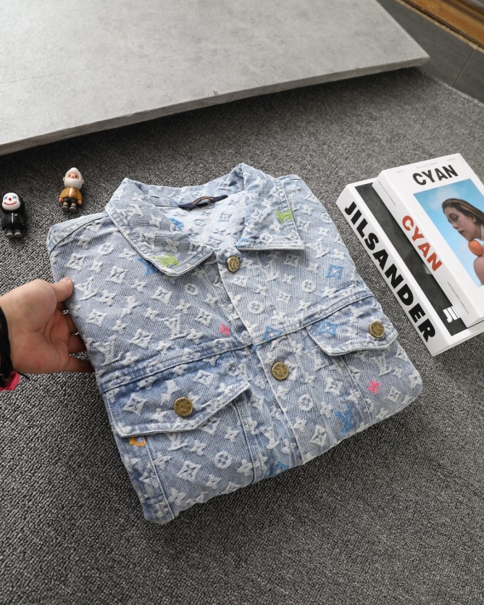 ★超人気 ルイヴィトン コピー  25ss小花文字刺繍開襟革スタンダードシングルブレストデニムジャケット