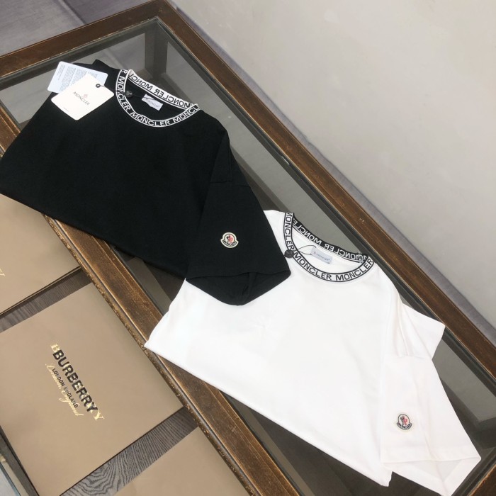 大人気 モンクレール 激安通販 25 ssコーナー同丸首半袖Tシャツ