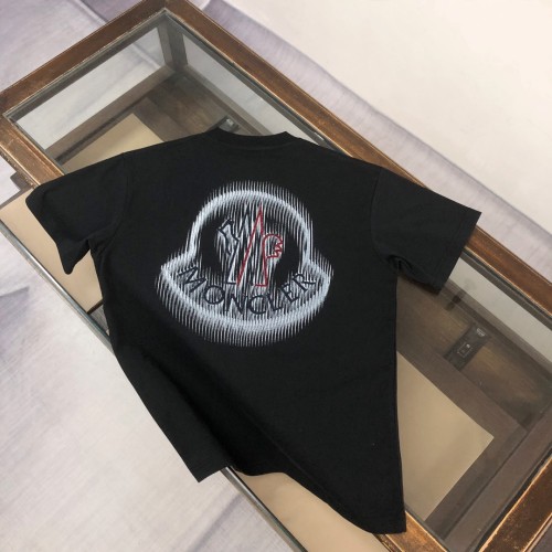 超話題! モンクレール 激安偽物 2025春夏新作男女同型半袖Tシャツ