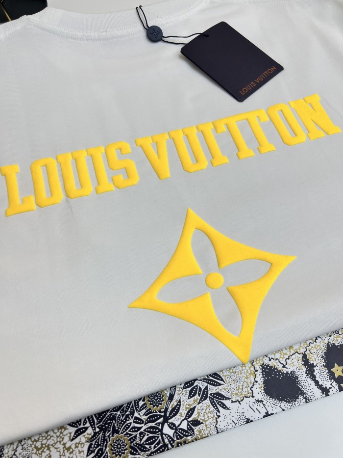 大人気 ルイヴィトン n級品 LV 25 SS定番配色Tシャツ新品