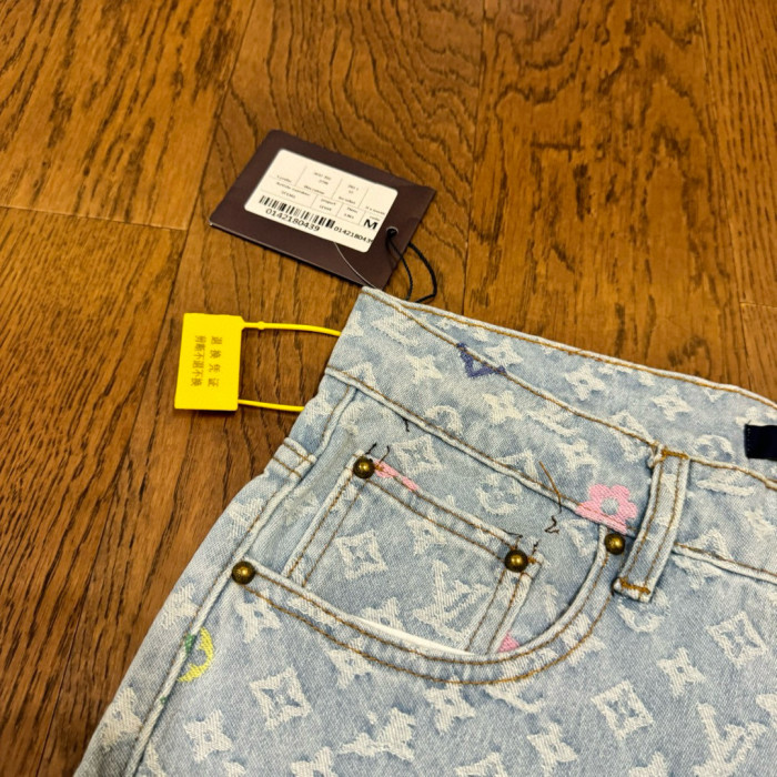 超奇跡の入荷☆ ルイヴィトン 激安通販 25 ssカラーアルファベットロゴ刺繍老花満印ボタン