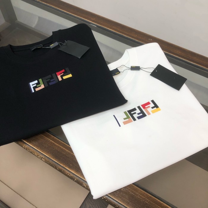 新作 フェンディ スーパーコピー 2025の最新半袖Tシャツ