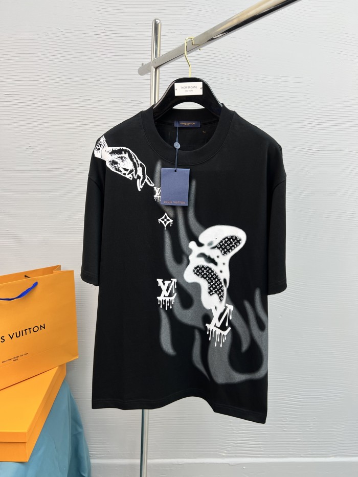 一目惚れ♪ ルイヴィトン コピーおすすめ LV 25 SS春夏モデルTシャツ