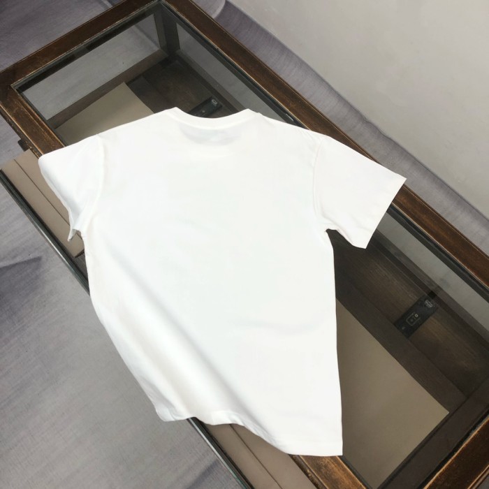 追跡付 モンクレール コピーおすすめ 2025最新の半袖Tシャツ