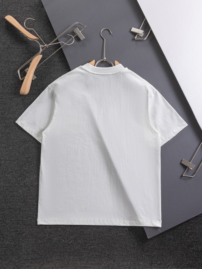 追跡付 フェンディ偽物通販  フレーム文字刺繍🪡ロゴリトルモンスター半袖Tシャツ