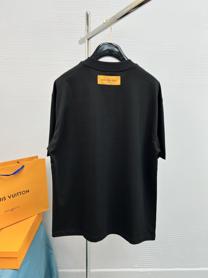 一目惚れ♪ ルイヴィトン コピーおすすめ LV 25 SS春夏モデルTシャツ