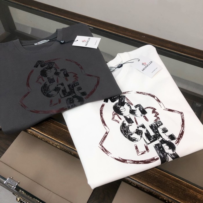 使い勝手良し モンクレール コピー  2025最新の半袖Tシャツ