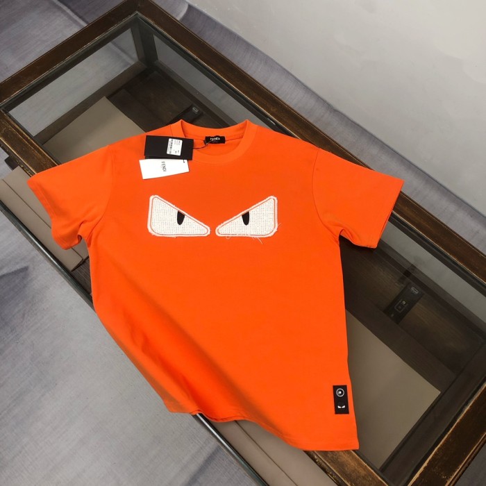 超話題! フェンディ コピー  2025の最新半袖Tシャツ