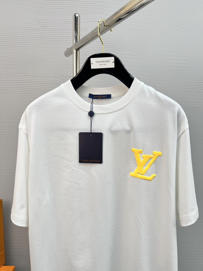 大人気 ルイヴィトン n級品 LV 25 SS定番配色Tシャツ新品
