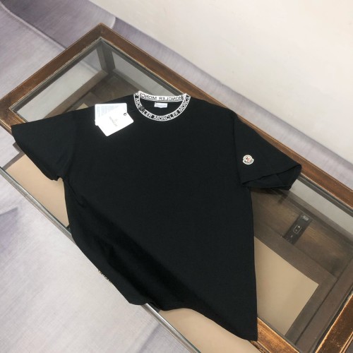 ★超人気 モンクレール 偽物通販 25 ssコーナー同丸首半袖Tシャツ