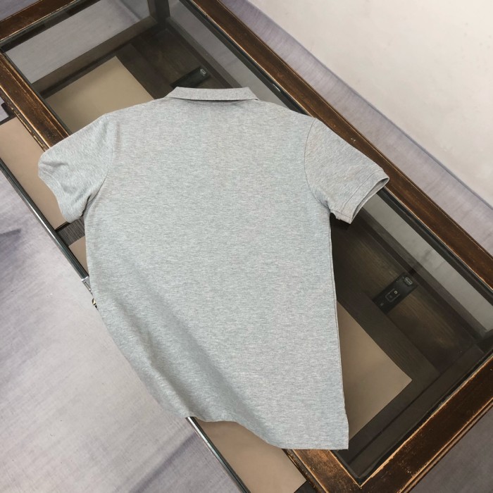 日本未入荷 フェンディ偽物通販  の半袖開襟TシャツPoLoシャツ
