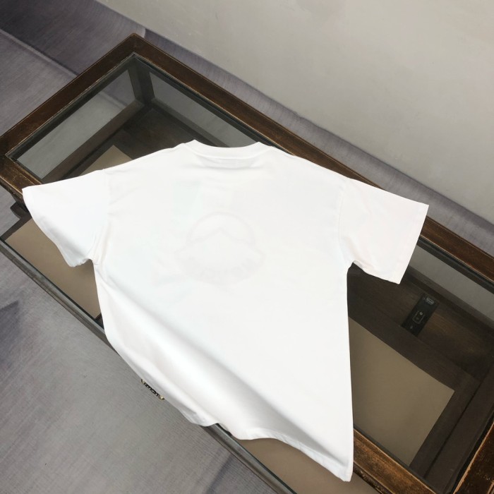 【限定】モンクレール スーパーコピー 25 ssコーナー同丸首半袖Tシャツ
