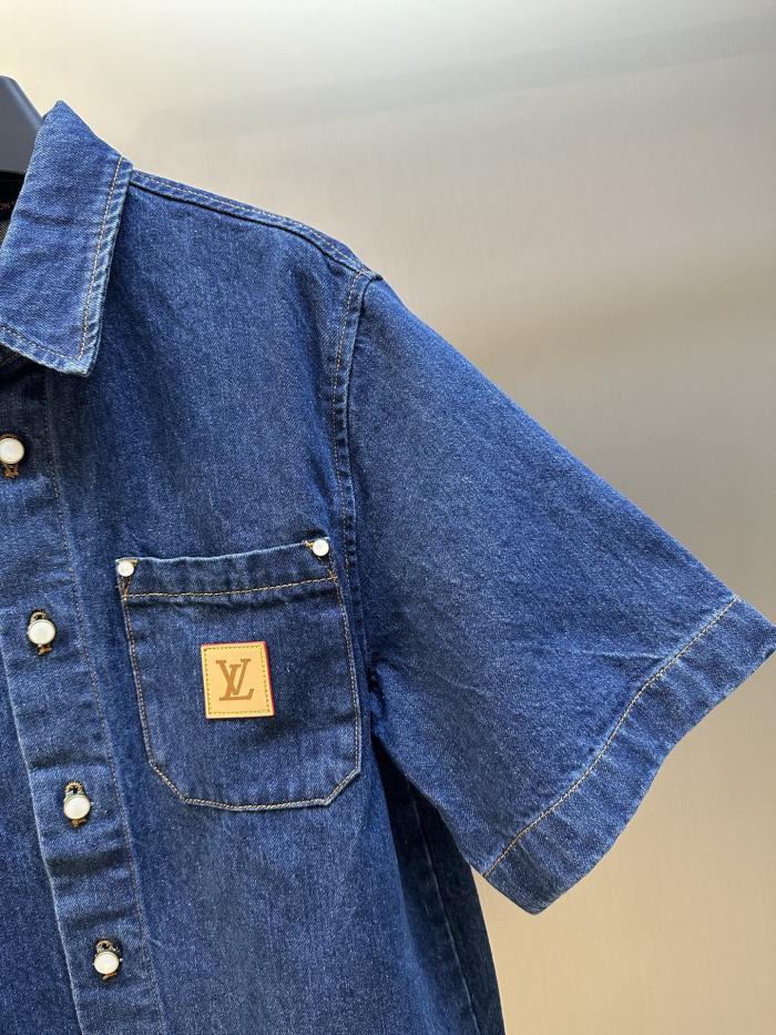 累積売上総額第１位！ ルイヴィトン n級品 25ssLvタンニン半袖シャツ従業員服