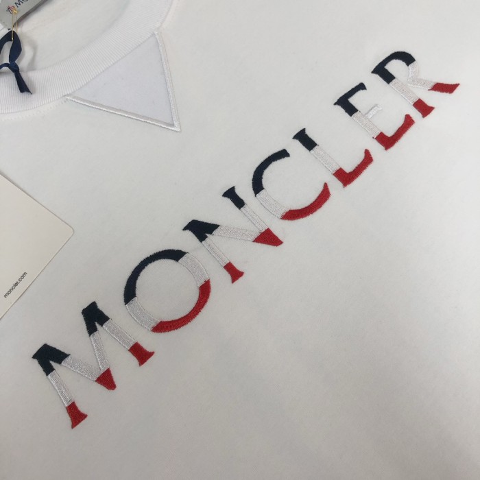 ★超人気 モンクレール 激安通販  2025春夏新発売コーナーシリーズコットンTシャツ