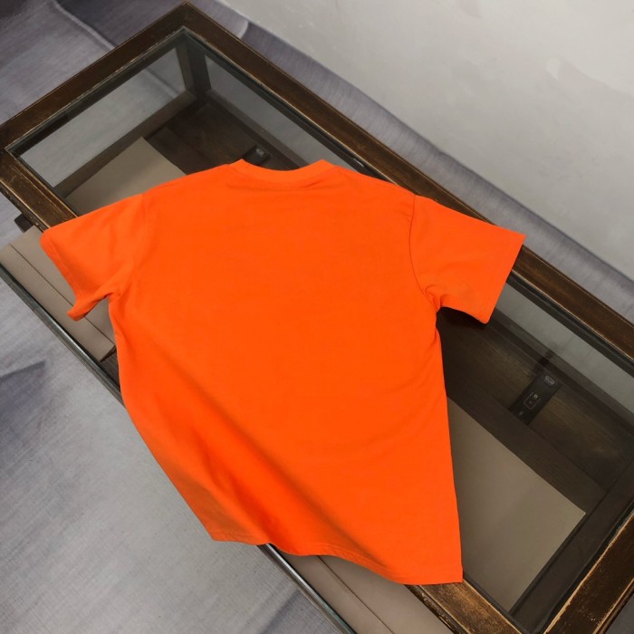 超話題! フェンディ コピー  2025の最新半袖Tシャツ