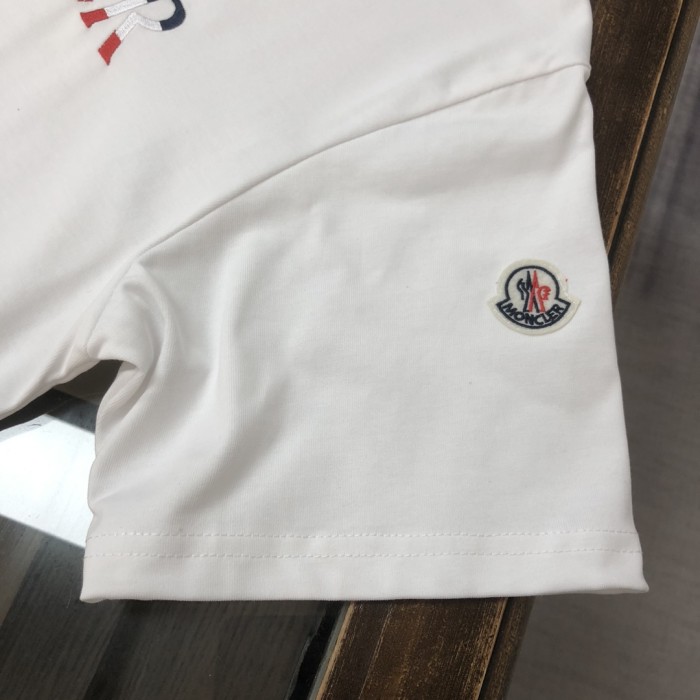 ★超人気 モンクレール 激安通販  2025春夏新発売コーナーシリーズコットンTシャツ