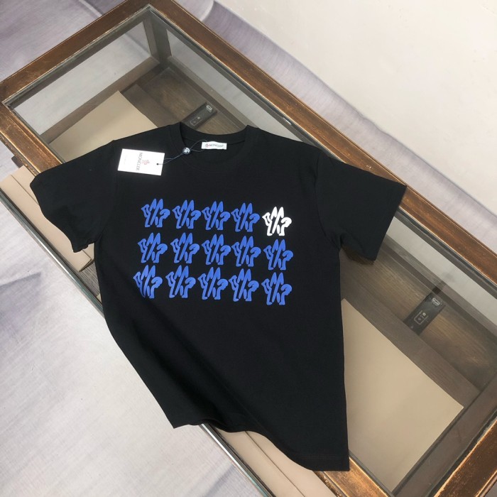 累積売上総額第１位！ モンクレール スーパーコピー 2025最新の半袖Tシャツ